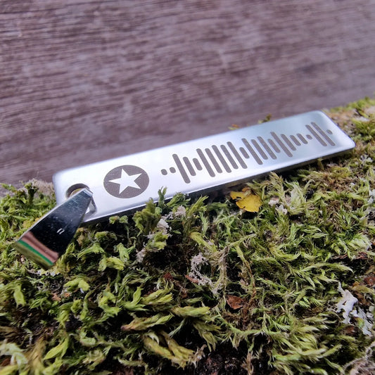 Spotify-Code Kettenanhänger aus Edelstahl: Trage deinen Lieblingssong immer bei dir!