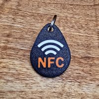 SOS-Hundemarke (mit NFC-Chip und QR-Code)